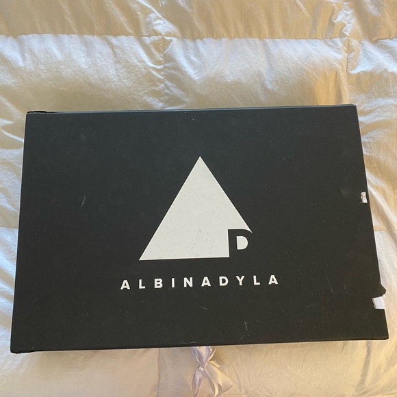 Albina Dyla Custom Gown - Picture 4 of 8